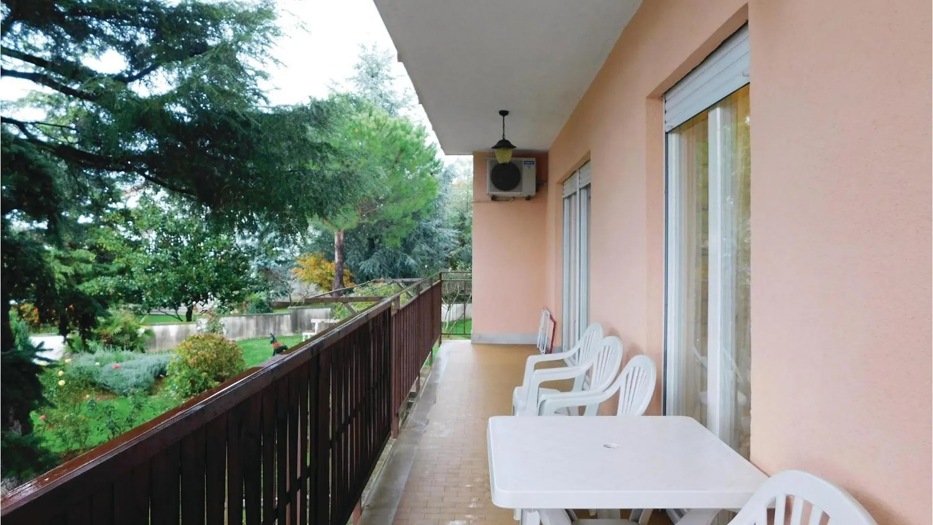 Amazing Apartment In Pula With Wifi