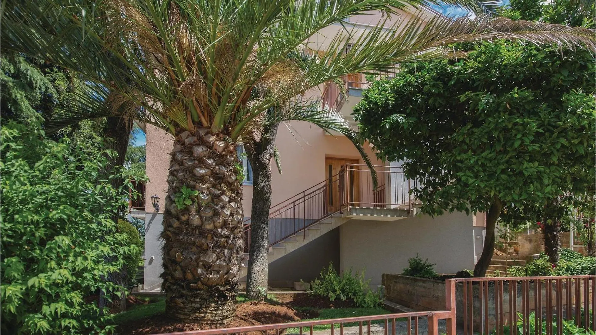Amazing Apartment In Pula With Wifi